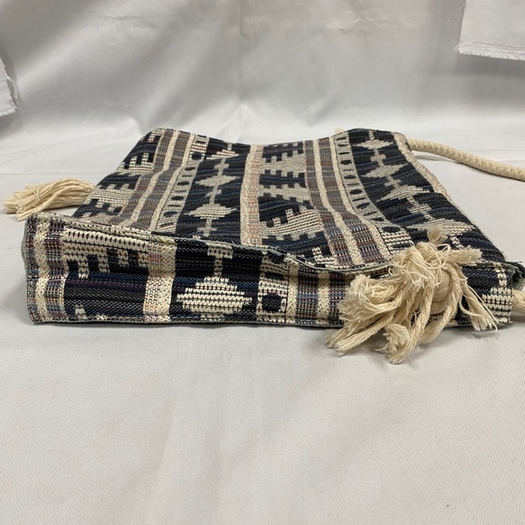 Roxy Boho Weave Rope Messenger Bag - Picture 5 of 8